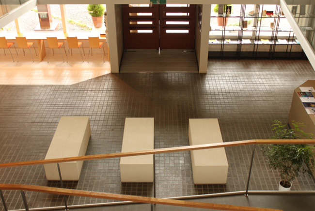 1f-hall
